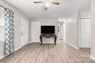 323 Avery Ave, High Point, NC 27265 - Photo 11