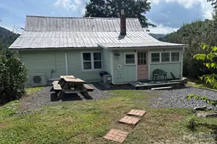 54 Jaimes Ln, Bakersville, NC 28705 - Photo 21