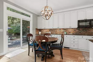 3427 12 Oaks Pl, Charlotte, NC 28270 - Photo 17
