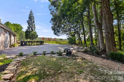 613 Perry Road, Troutman, NC 28166 - Photo 5