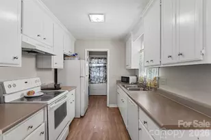 206 Oakland Ave, Greer, SC 29650 - Photo 17