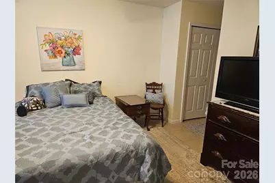 16931 Greenlawn Hills Court, Charlotte, NC 28213 - Photo 11