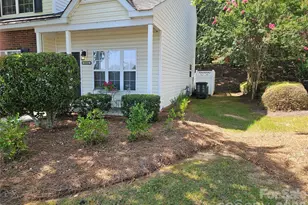 16931 Greenlawn Hills Ct, Charlotte, NC 28213 - Photo 3