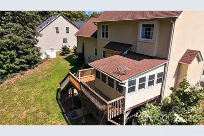 7605 Keating Drive, Oak Ridge, NC 27310 - Photo 9