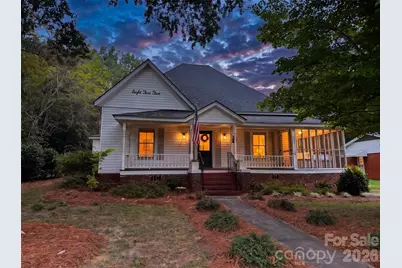 825 Montgomery Avenue, Albemarle, NC 28001 - Photo 1