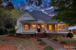 825 Montgomery Ave, Albemarle, NC 28001 - Photo 1