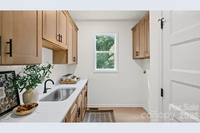3800 Erskine Woods Drive, Bessemer City, NC 28016 - Photo 17