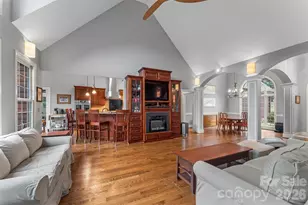 293 Bear Cliff Dr, Nebo, NC 28761 - Photo 11