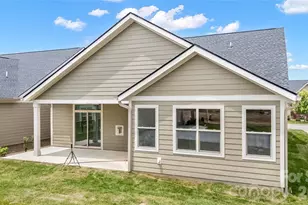 827B Wynnshire Dr, Hickory, NC 28601 - Photo 23