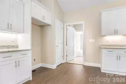 827B Wynnshire Drive #65, Hickory, NC 28601 - Photo 7