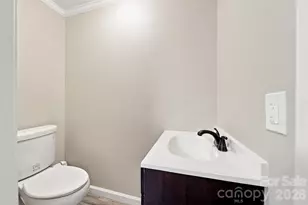 6011 Dockside Dr, Hickory, NC 28601 - Photo 31