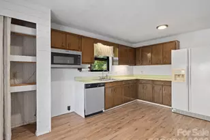 83 Rocky St, Canton, NC 28716 - Photo 9