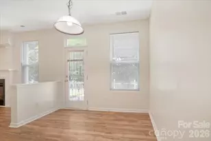 423 Mountain Quail Dr, Charlotte, NC 28216 - Photo 15