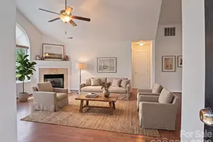 821 Ledgestone Ct, Tega Cay, SC 29708 - Photo 3