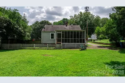 45 26th Avenue NE, Hickory, NC 28601 - Photo 13