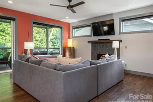 158 Riverview Dr, Asheville, NC 28806 - Photo 7