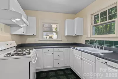 2101 Kenilworth Avenue, Charlotte, NC 28203 - Photo 11