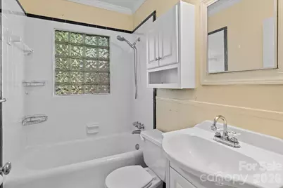 2101 Kenilworth Avenue, Charlotte, NC 28203 - Photo 13