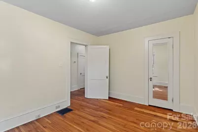 2101 Kenilworth Avenue, Charlotte, NC 28203 - Photo 17