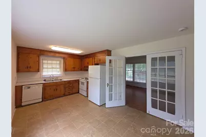 7600 Woodstream Drive, Charlotte, NC 28210 - Photo 5