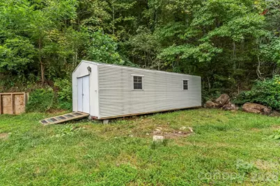 245 Merry Way, Clyde, NC 28721 - Photo 23