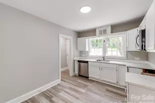 113 Falls St, Morganton, NC 28655 - Photo 9