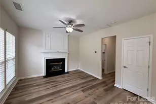 3404 Laurenhurst Ln, Charlotte, NC 28270 - Photo 9