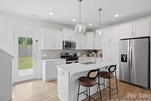 24068 Sailfish Dr, Lancaster, SC 29720 - Photo 11