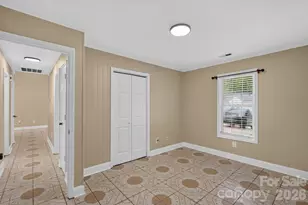 407 S Trenton St, Gastonia, NC 28052 - Photo 15