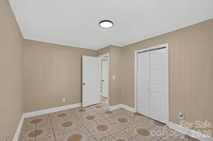 407 S Trenton St, Gastonia, NC 28052 - Photo 13