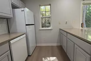 11586 Briddle Hall Ct, Charlotte, NC 28214 - Photo 9