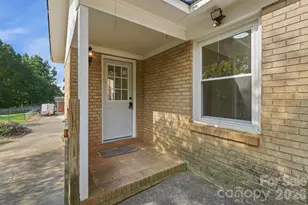 9933 Starwood Dr, Charlotte, NC 28215 - Photo 43