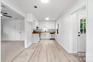 9933 Starwood Dr, Charlotte, NC 28215 - Photo 25
