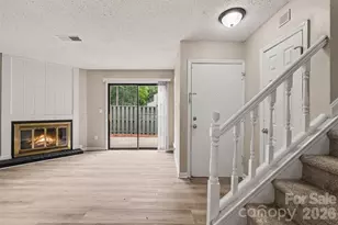 6144 Bent Tree Ct, Charlotte, NC 28212 - Photo 3