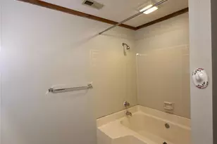 7638 Campbell Creek Ln, Charlotte, NC 28212 - Photo 9