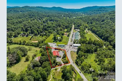 271 Old Barn Road, Hendersonville, NC 28791 - Photo 7