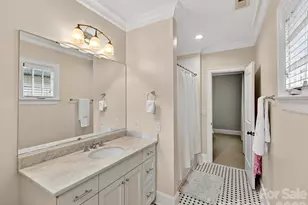 3025 Hanson Dr, Charlotte, NC 28207 - Photo 35