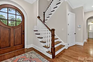 3025 Hanson Dr, Charlotte, NC 28207 - Photo 5