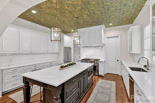 3025 Hanson Dr, Charlotte, NC 28207 - Photo 9