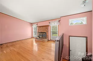 1810 Oak Hollow Rd, Gastonia, NC 28054 - Photo 3