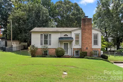 1810 Oak Hollow Road, Gastonia, NC 28054 - Photo 1