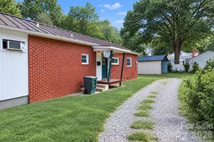 628 N Kelly St, Statesville, NC 28677 - Photo 25