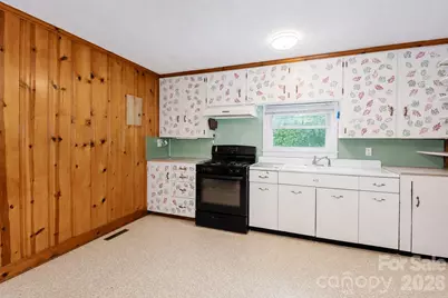 628 N Kelly Street, Statesville, NC 28677 - Photo 9