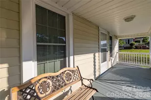 212 E 1st St, Oakboro, NC 28129 - Photo 5