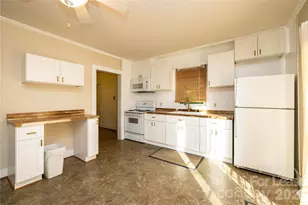 212 E 1st St, Oakboro, NC 28129 - Photo 17