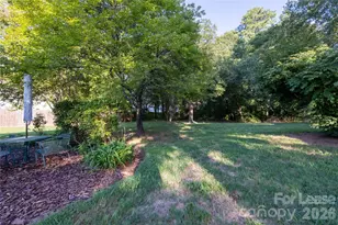 212 E 1st St, Oakboro, NC 28129 - Photo 9