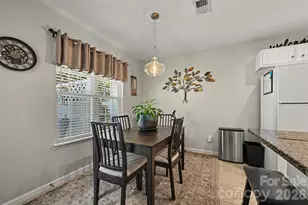 10442 Columbia Crest Ct, Charlotte, NC 28270 - Photo 7