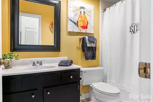 6504 Racquet Wood Ct, Charlotte, NC 28226 - Photo 19