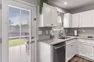 114 Stella Ln, Troutman, NC 28166 - Photo 9