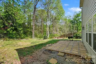 2648 Stream Bank Dr, Charlotte, NC 28269 - Photo 35